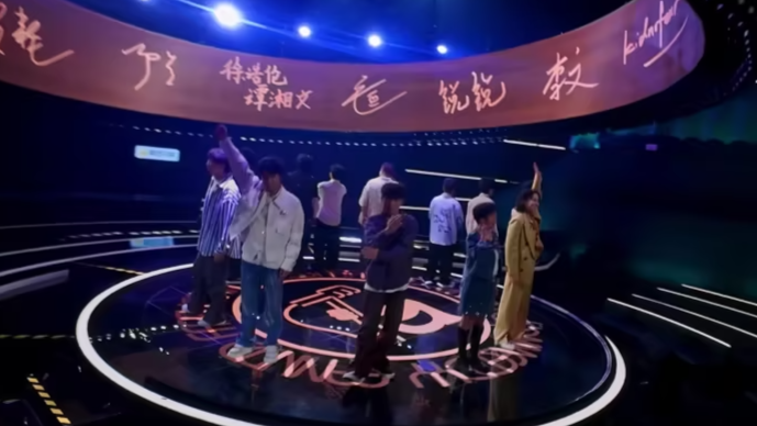 抢先看：全员发疯！一起见证脱口秀冠军的诞生