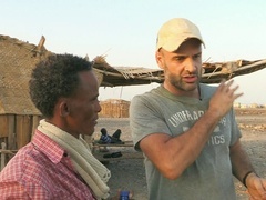 单挑神秘地表(Ed Stafford: Into The Unknown)第4集