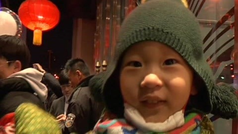 城市直通车 绚烂烟花点燃大连跨年夜