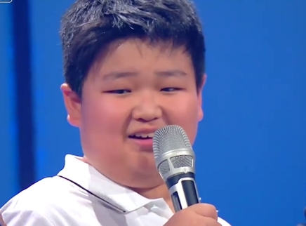 综艺吃瓜社 背猪男孩赵小果