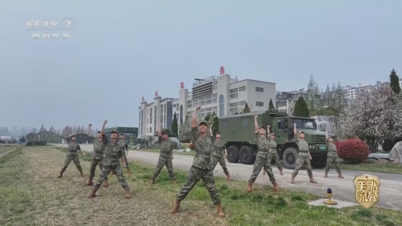 国防微视频-军歌嘹亮 《国防微视频-军歌嘹亮》 20260517 《野战炊事车》