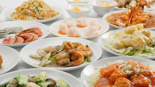 人气美食 团圆饭用老字号礼包更方便
