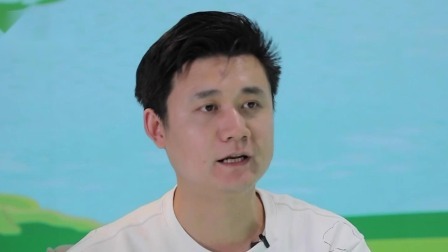 点赞我家乡 实地探访 为蓝莓保驾护航