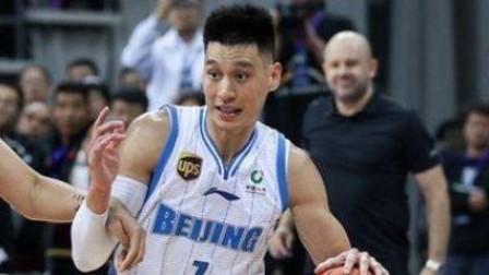 林书豪：我很满足，可以在中国球迷面前真正打一场比赛