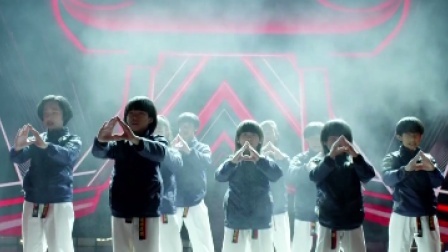 龙拳组合表演燃爆全场