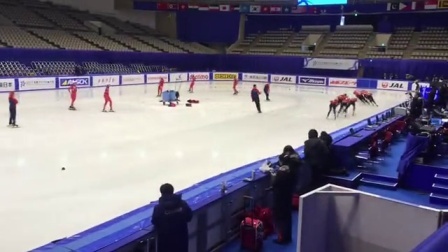 短道速滑 中国队赛前首次上冰训练
