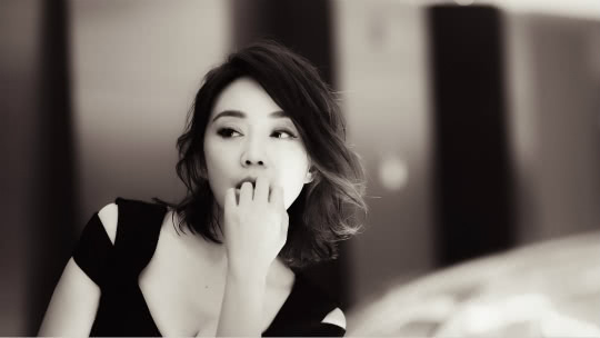 鲁豫有约 闫妮·忆往昔