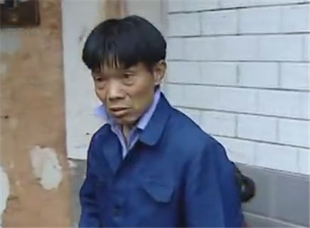 寻情记 一场大火不能烧毁40年父子情