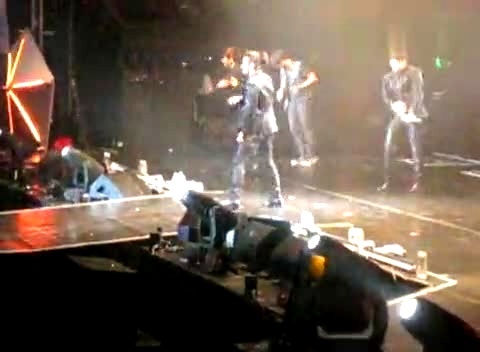 2PM Don't Stop Can't Stop 南京演唱会 饭拍版 12/02/25-2PM