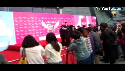 EXO EXO-M红毯侧面 十二届蒙牛酸酸乳音乐风云榜 饭拍版 12/04/08-EXO-M
