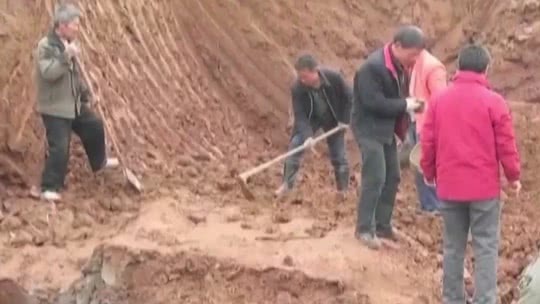 经典传奇 考古进行时·谜一般的荥经高山庙汉墓（下）