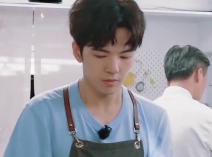 第9期：王鹤棣做菜”争宠“