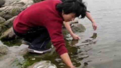 经典传奇 湖中鬼影探秘