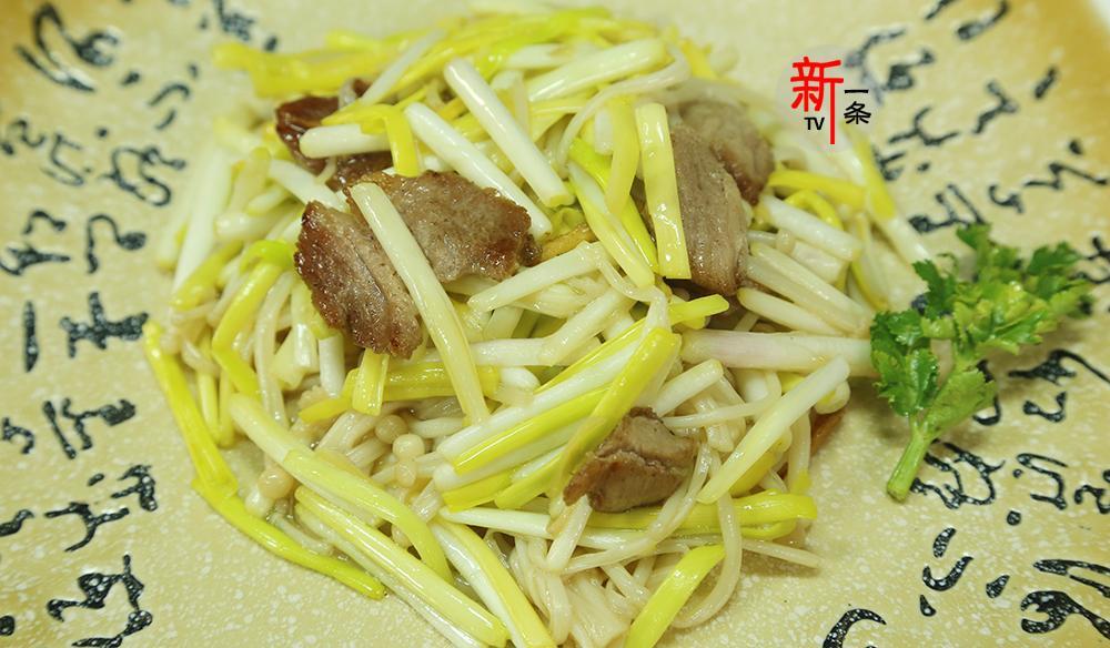 新一条美食 这么炒蒜黄不但味道好而且营养价值翻几倍，几分钟就学会，简单