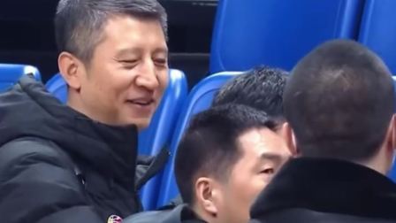 CBA热辣资讯 辽篮取胜郭导露出欣慰笑容！球迷：他一直心系着这支球队！