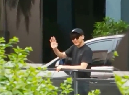 全民路透社 李易峰两年后回归快本