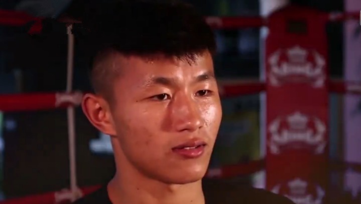 乌克兰与中国小伙之间的巅峰较量