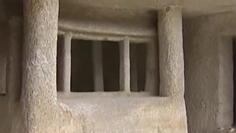 经典传奇 “鬼衙门”军都山 住在深山迷宫里的人
