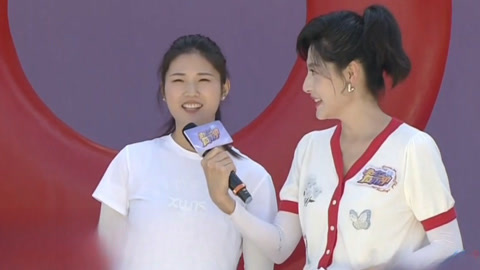 葛葛实力与美貌并存 引爆队长抢人大战