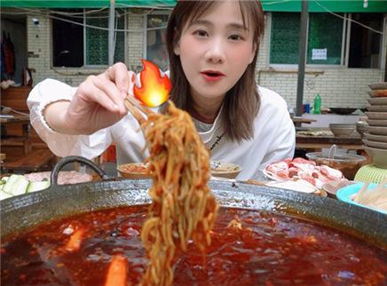 密子君 我心目中的成都必吃老火锅