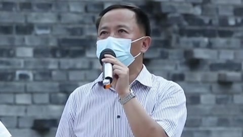 村民在自家宅院搭凉棚 500年古村风貌保护成问题