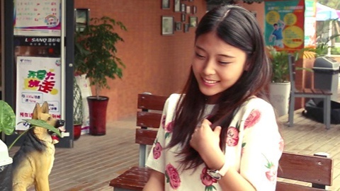学校里的疯子 女汉子没事别总卖萌