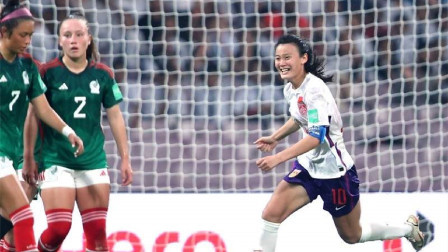 中国足球报道2022 门将刘晨发挥神勇余星悦替补秒破门 中国U17女足2-1墨西哥