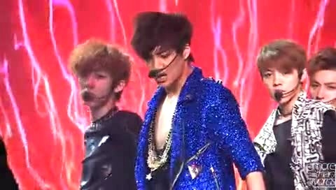 EXO MAMA 韩国Shoecase 主Kai 饭拍版 12/03/31-EXO