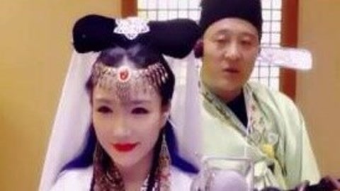 唱罢吹灯 笑翻！舞王赵四撩妹翻唱《狼的诱惑》