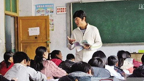 故事中国 周末版 三次收到大学录取通知书两次放弃