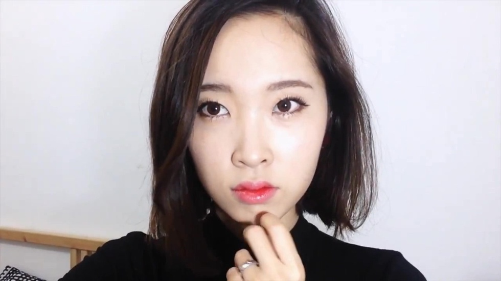 【变美HOWto】适合冬季雪天的美艳妆