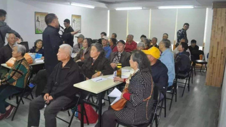 农村又现新骗局，专门针对农村老人，各家要注意防范！