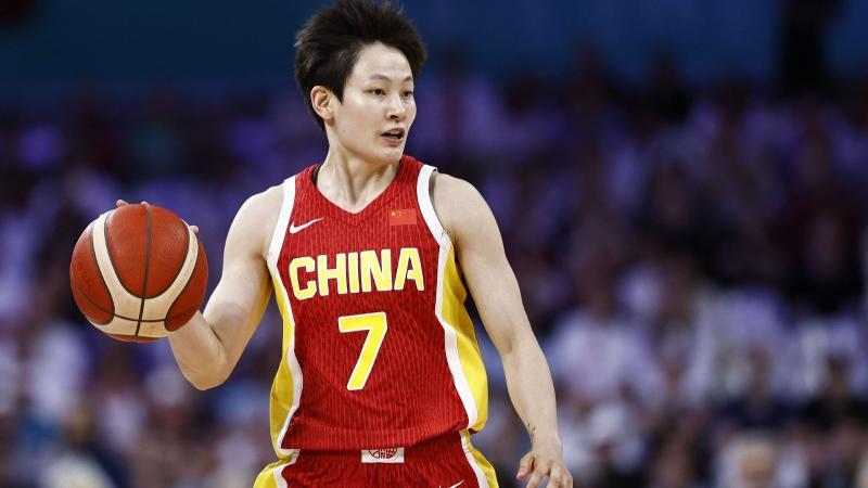 [篮球公园]20251219 对话——杨力维