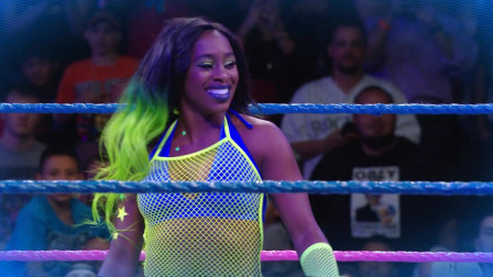 舞蹈皇后、拉拉队领队 WWE荧光女神娜欧米的出场音乐