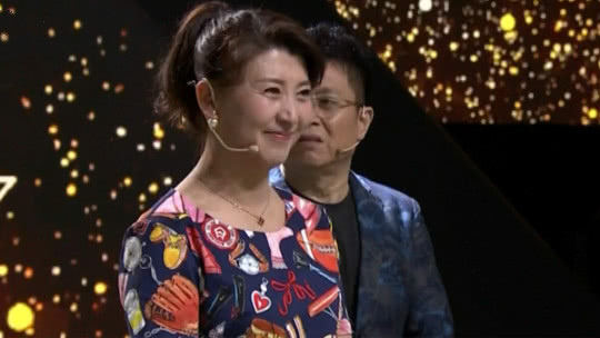 你看谁来了 闫学晶儿子林傲霏惊喜现身 现场落泪称亏欠儿子太多