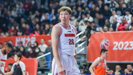 曝周琦将加盟北京首钢 目前为受限自由球员