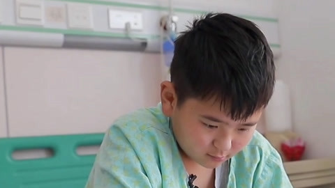 生命缘&middot;生命的礼物第3季 10岁男孩巨大肿瘤横跨胸腔 术后疯长急需二次手术