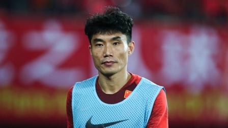 粤媒：郑智尚未拿到职业级教练证书，可能会由另一人担任挂证教练