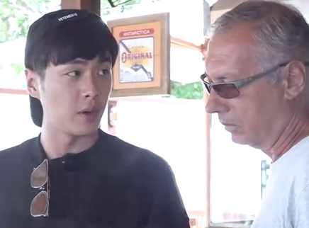 花少的冒险日记 昀宝一秒切换至愁昀满面状态