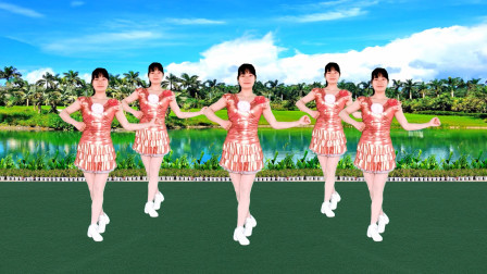 广场舞《花桥流水》歌声动听惹人醉，含情带笑舞更美