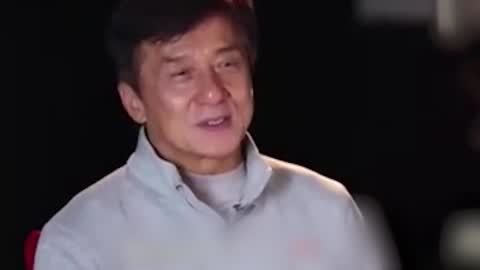 屏行星乐汇 屏行星乐汇之成龙怒斥某演员耍大牌 引鲜肉粉互撕