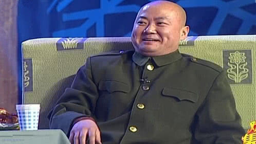 欢乐集结号 安全驾驶秀笔墨 严格执法遇姻缘