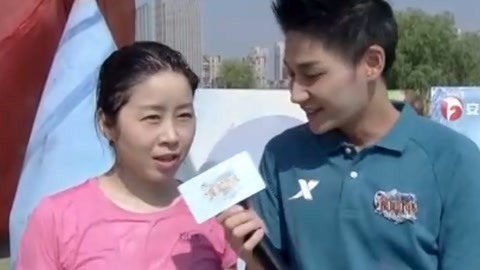 男生女生向前冲 第十一季 表姐妹携手参赛顺利闯关 为女生队首战夺得一分