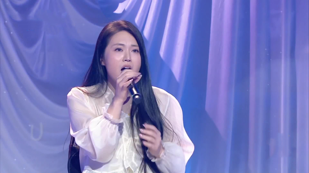 轮椅姑娘挥翅膀 外卖骑手唱歌忙