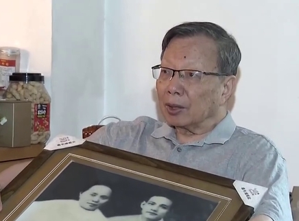 寻情记 一根粉笔 三尺讲台 致敬“大先生”