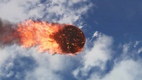 环球火力点 美基地上空不明火球爆炸