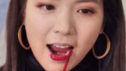 李一檬EMOO 化妆品你喜欢贵妇款吗