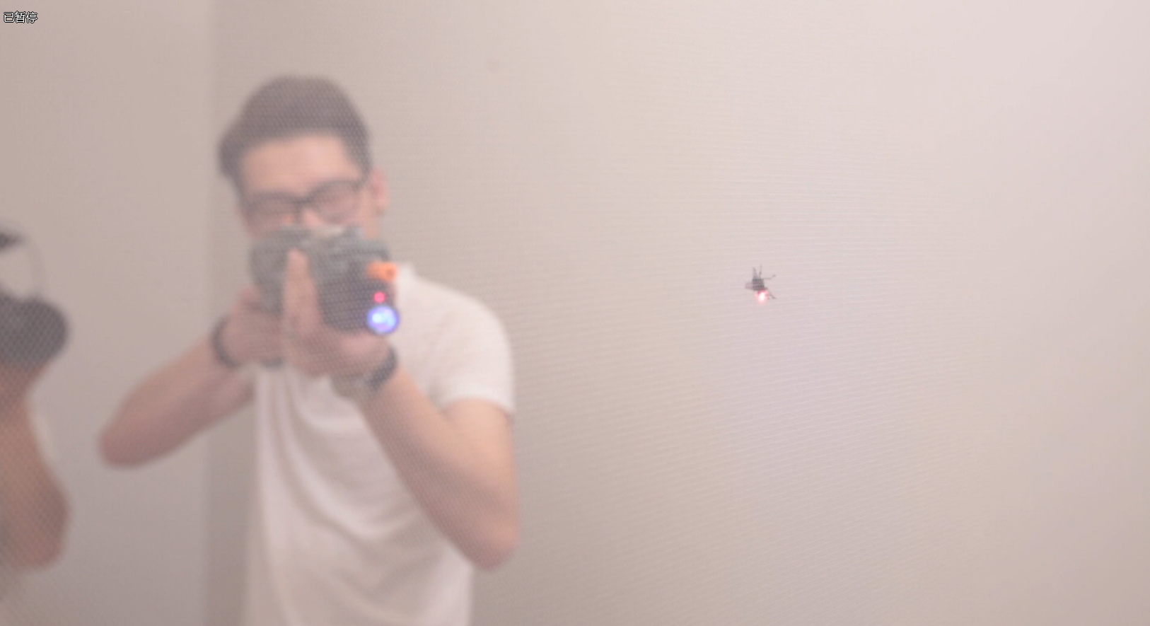 《好奇潮评测》：如何高贵地灭掉苍蝇