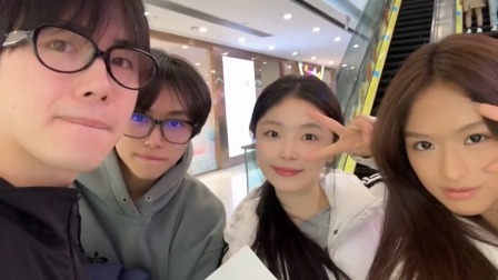 友间合租屋 “友友”小分队有“独特节奏” 博士硬凹下颌线被紧急制止