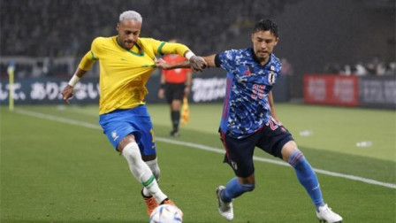 国际足坛辣报 麒麟杯-内马尔点射制胜帕奎塔中柱 巴西狂轰21脚1-0胜日本